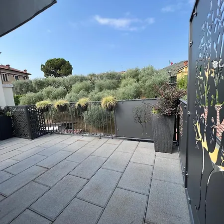 Luxury Modern On The