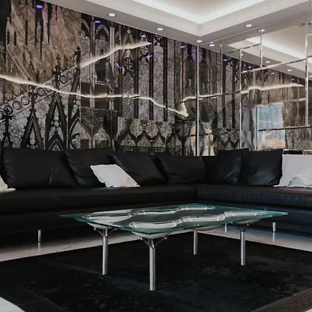 Апартаменты Luxury Modern On The