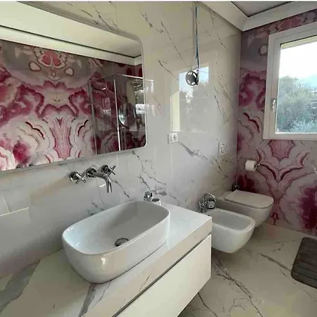 Luxury Modern On The * Clusane