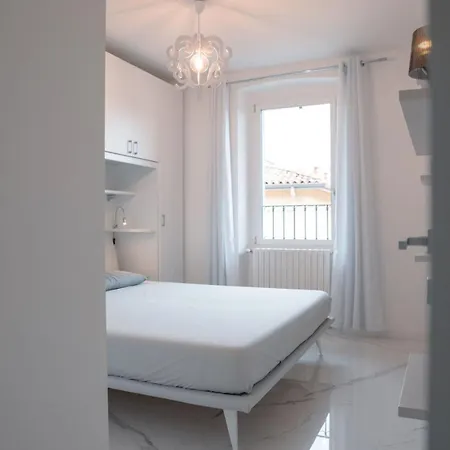Luxury Modern On The * Clusane