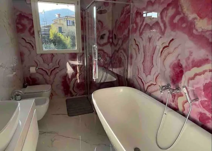 Luxury Modern On The