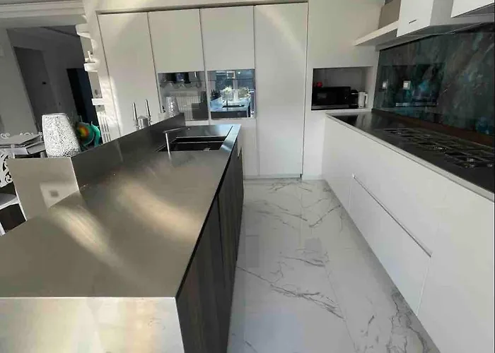 Luxury Modern On The