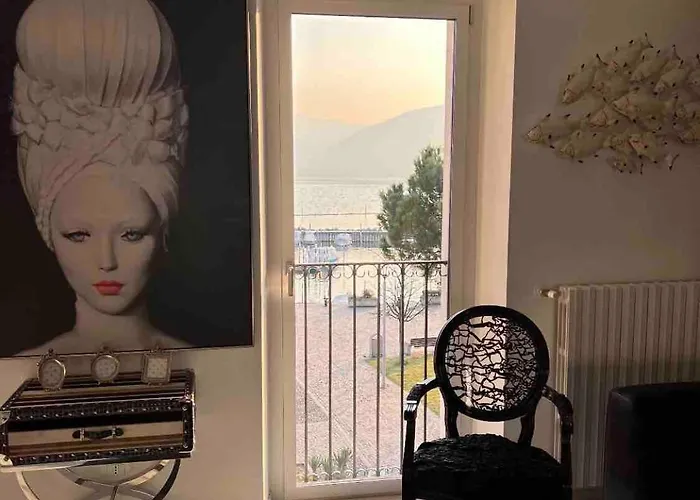 Luxury Modern On The Апартаменты Клузане