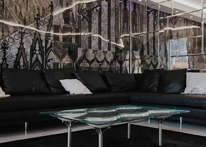 Апартаменты Luxury Modern On The