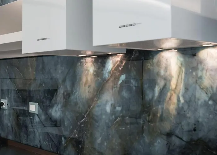 Luxury Modern On The Апартаменты Клузане
