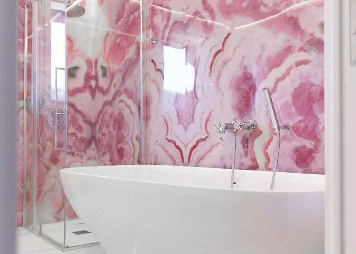 Luxury Modern On The Апартаменты Клузане
